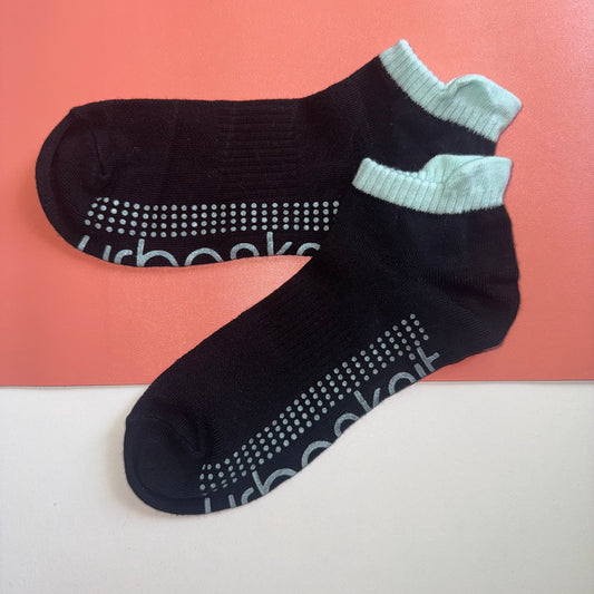Ladies Mini Crew Pilates Training Sock with Grippers - Black