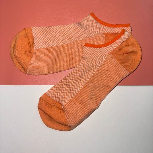 Ladies Narrow Welt Zig Zag Trainer Liner - Apricot
